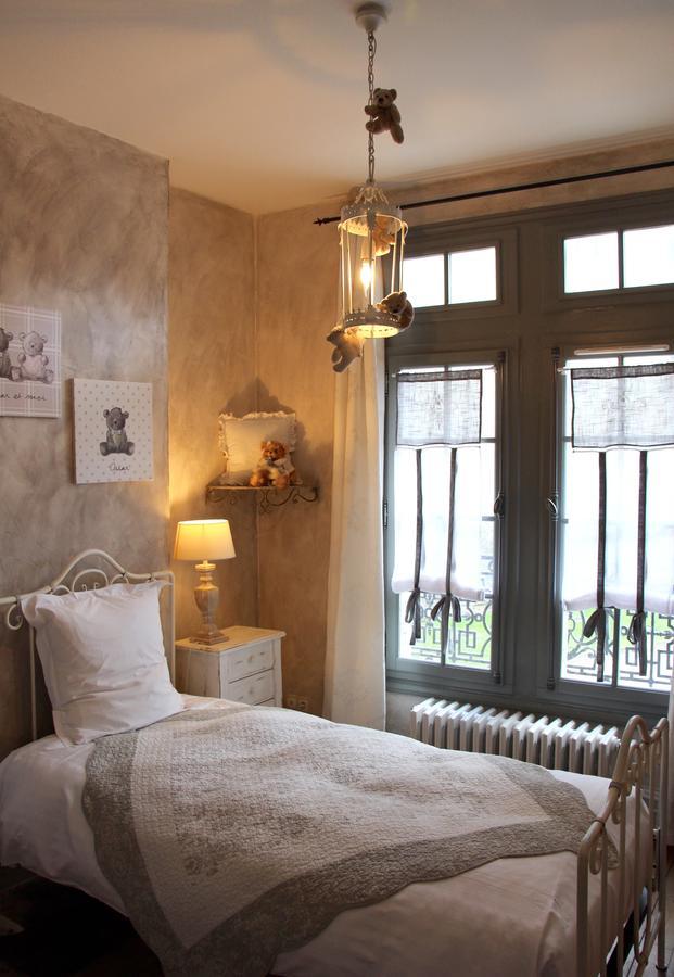 L'Ange Est Reveur Bed and Breakfast Langeais Exteriör bild