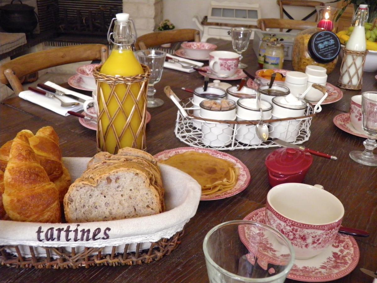 L'Ange Est Reveur Bed and Breakfast Langeais Exteriör bild